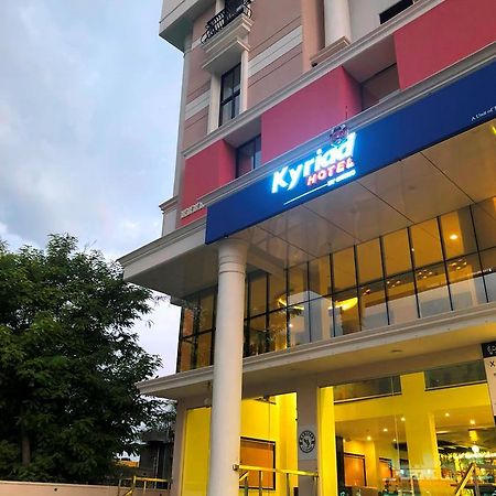 กีริยาด โฮเทล วิชายาปุระ บาย โอทีเอชพีแอล Hotel บิจาปุร์ ภายนอก รูปภาพ