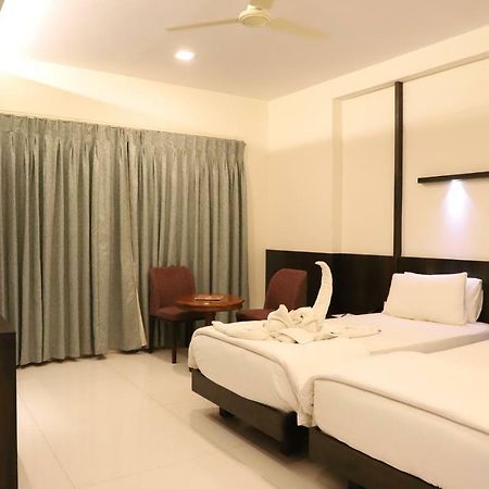 กีริยาด โฮเทล วิชายาปุระ บาย โอทีเอชพีแอล Hotel บิจาปุร์ ภายนอก รูปภาพ