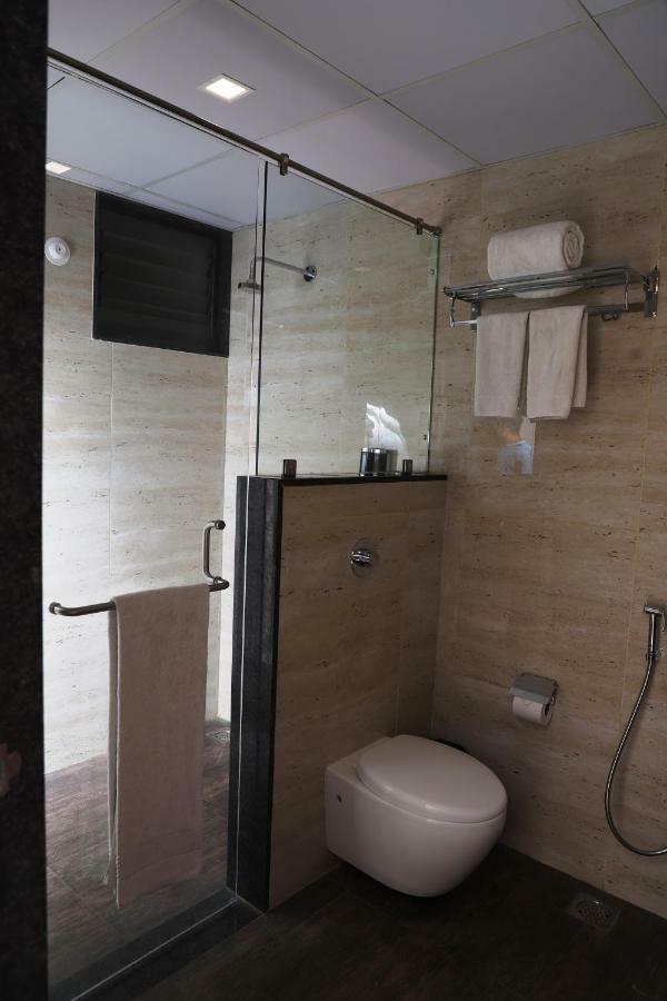 กีริยาด โฮเทล วิชายาปุระ บาย โอทีเอชพีแอล Hotel บิจาปุร์ ภายนอก รูปภาพ